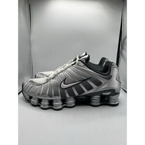 Nike Shox TL “Metallic Silver” size 8 men’s